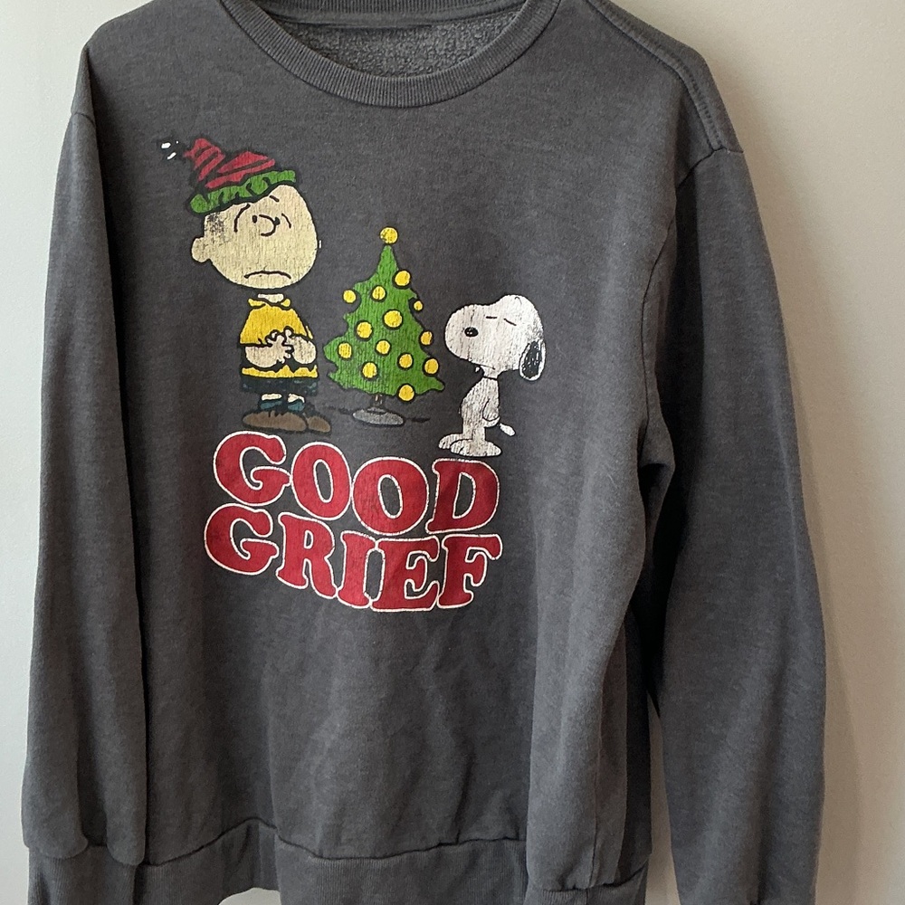 Gray Peanuts Graphic Sweater